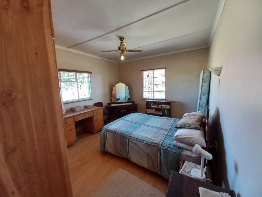 6 Bedroom Property for Sale in Kromkloof North Sh Free State